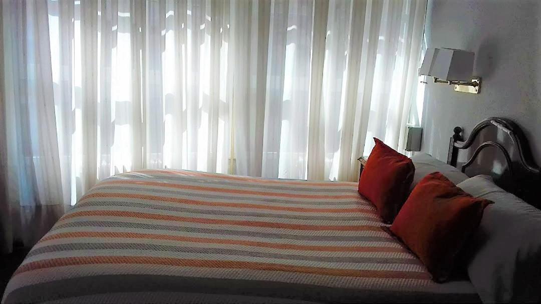 Hostal Hispano Najera Bagian luar foto