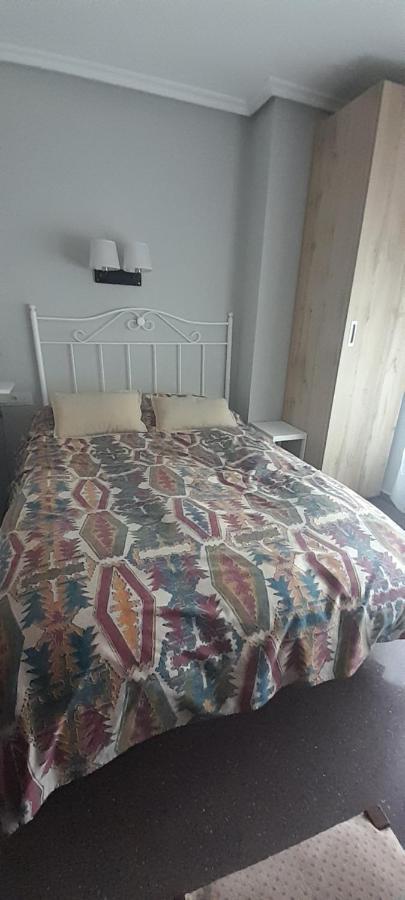 Hostal Hispano Najera Bagian luar foto