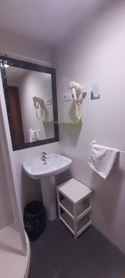 Hostal Hispano Najera Bagian luar foto